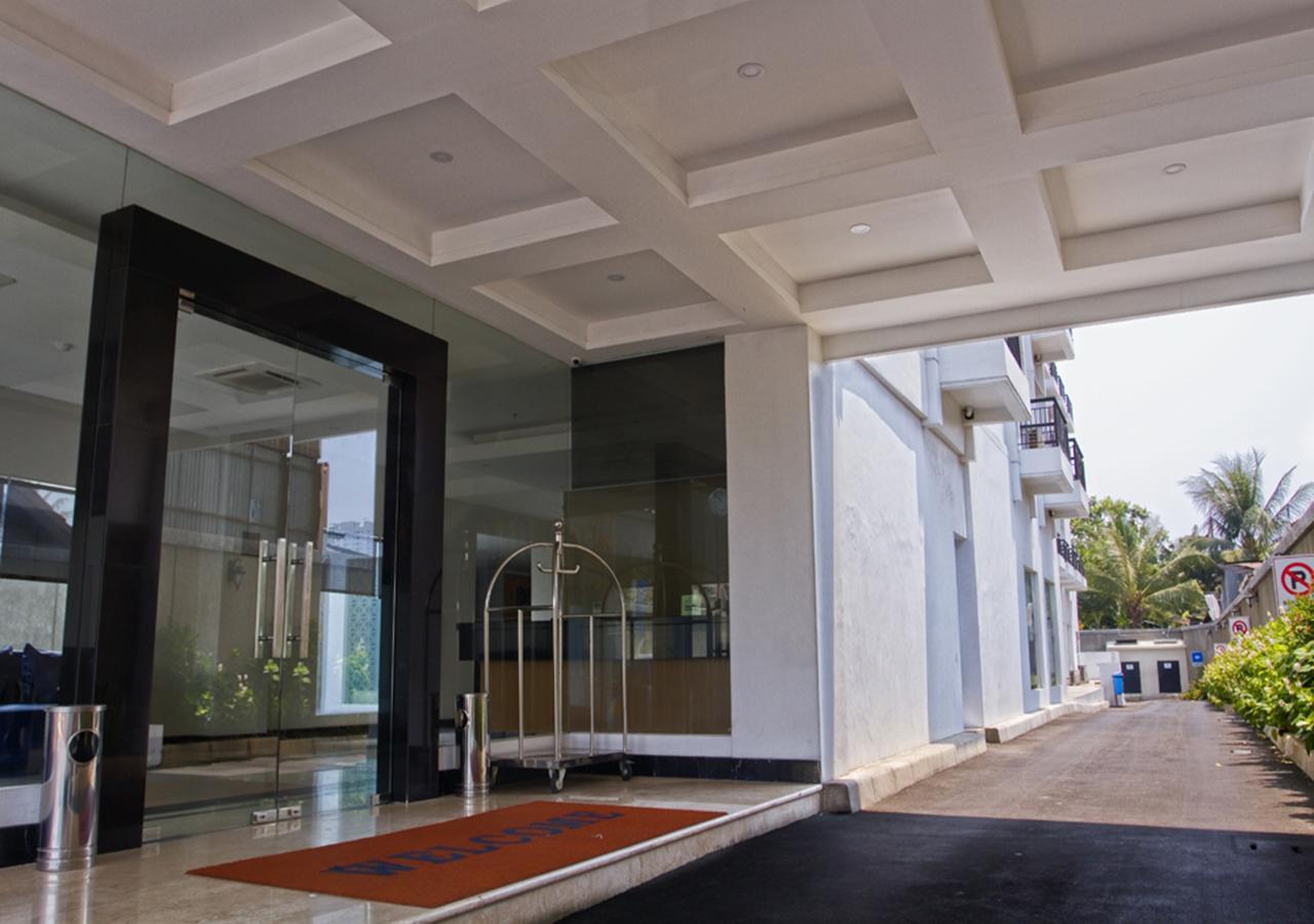 P Hotel Giacarta Esterno foto